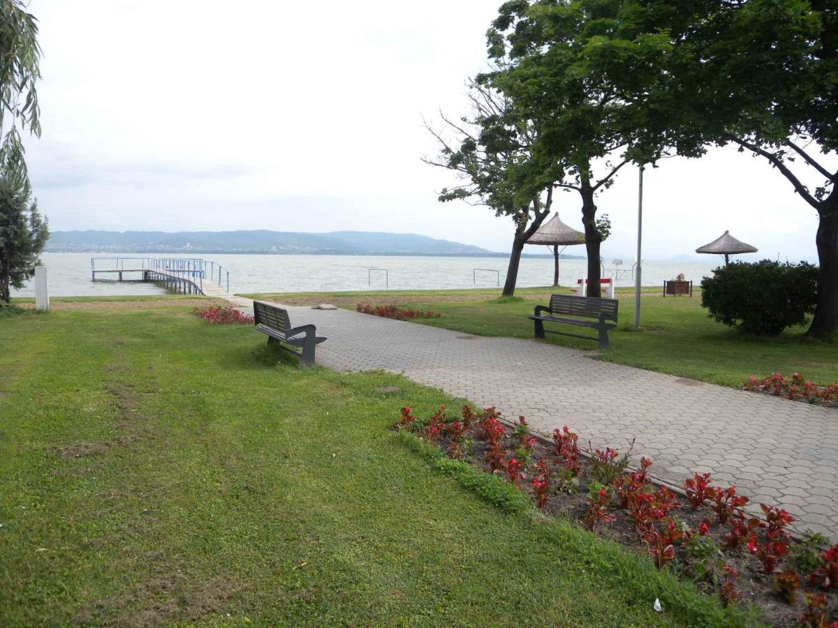 Apartment Balatonbereny 4 Esterno foto